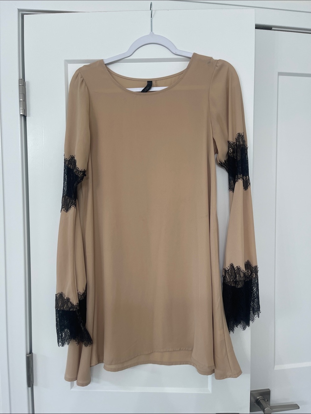 Beige Long-Sleeve Shift Dress with Black Lace Trim